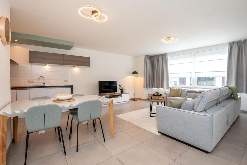 Stijlvol Genieten Pal In Het Centrum * Oostende