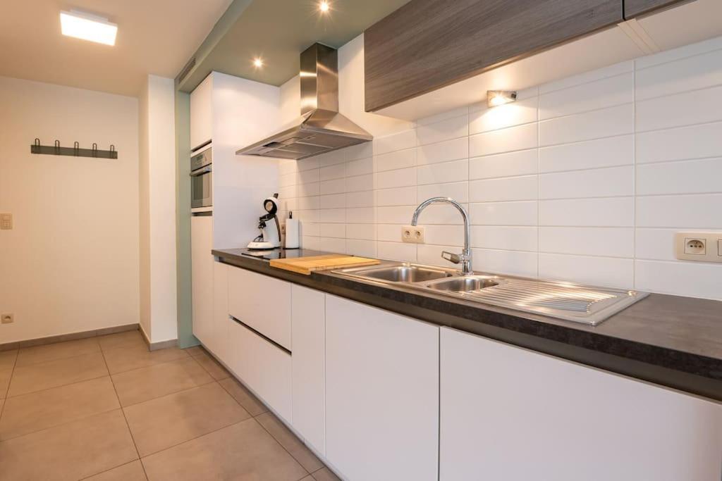 Stijlvol Genieten Pal In Het Centrum Appartement Oostende