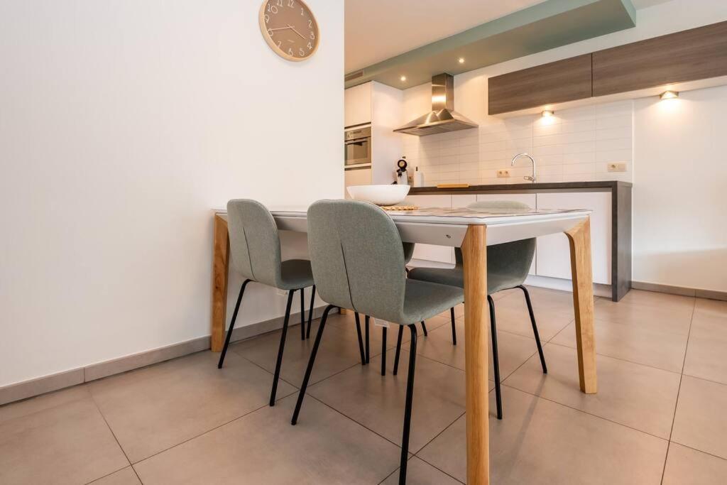 Appartement Stijlvol Genieten Pal In Het Centrum *